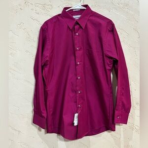 Van Heusen Men’s Poplin Fitted Dress Shirt Ruddy Red NWT size 15 1/2 x 32/33